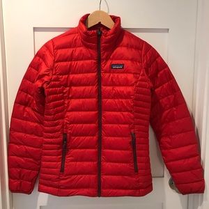 Coral red Patagonia down sweater